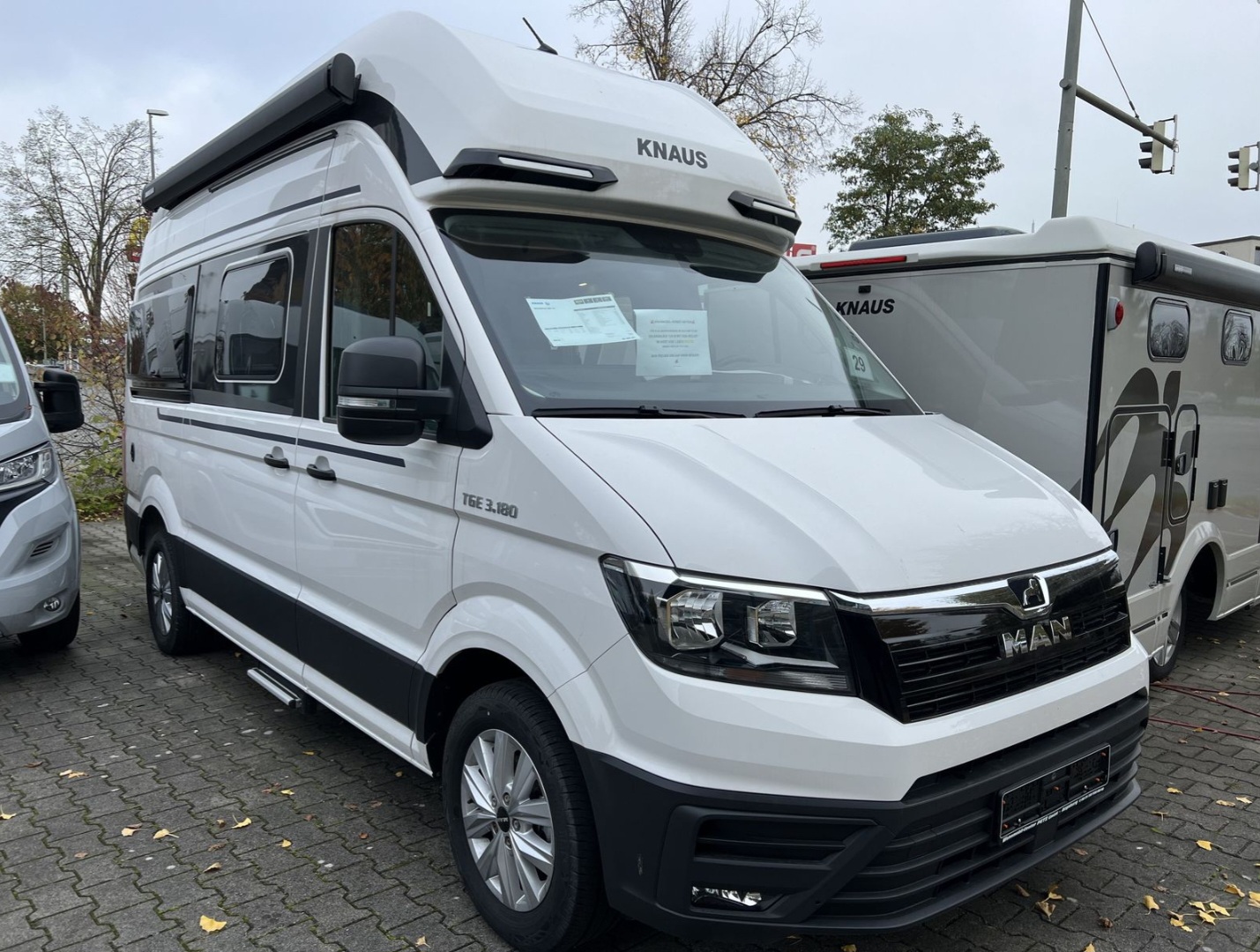 Автодом кастенваген KNAUS  купить автодом в Москве, кемпер, каталог автодомов